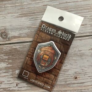 ❤️$3 NWT Loot Crate Dragon Shield Screen Cleaner